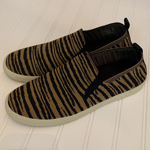 Earth Zen Spree Zebra Animal Print Slip On Knit Sneakers Size 11 - Picture 4 of 9